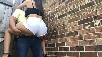 play Xnxx مع اللسان قرنية التي أدلى بها موظف مثير