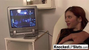 play Xxx à plusieurs avec une fille enceinte à l'hôpital