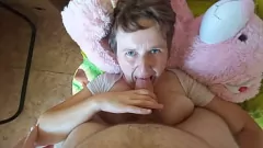play Harter Analsex und Creampie der ukrainischen MILF Tani Skrip